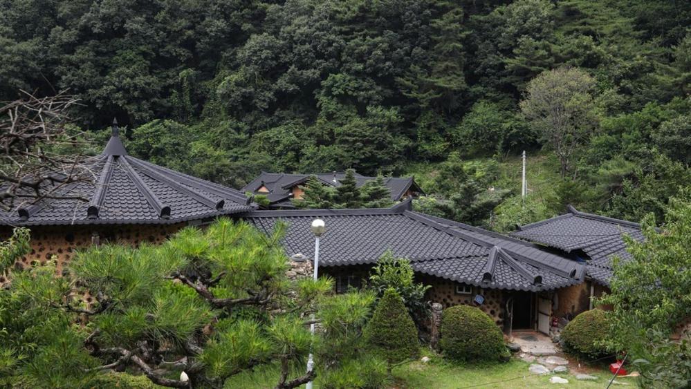 Hoengseong Daraegol Sanbang Pension Exterior foto